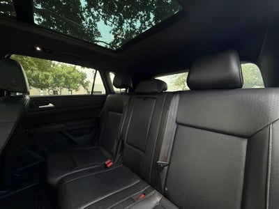 2020 Volkswagen Atlas Cross Sport SE R-Line w/Technology Sport Utility 4D