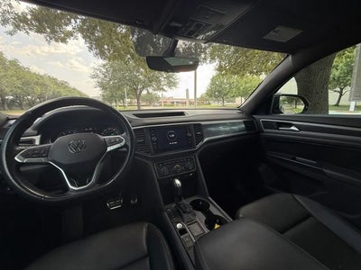 2020 Volkswagen Atlas Cross Sport SE R-Line w/Technology Sport Utility 4D
