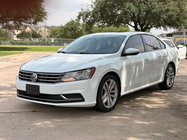 2019 Volkswagen Passat 2.0T Wolfsburg Edition