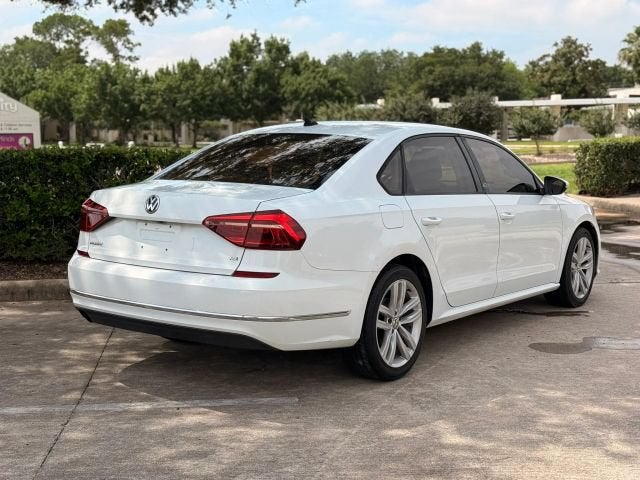 2019 Volkswagen Passat 2.0T Wolfsburg Edition