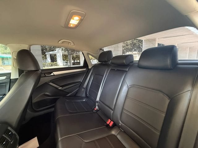 2020 Volkswagen Passat 2.0T SE