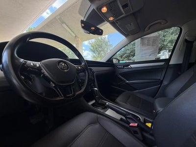2020 Volkswagen Passat 2.0T SE