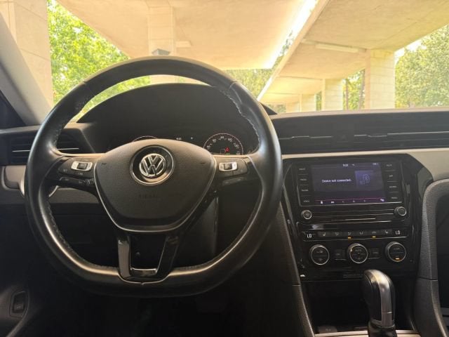 2020 Volkswagen Passat 2.0T SE