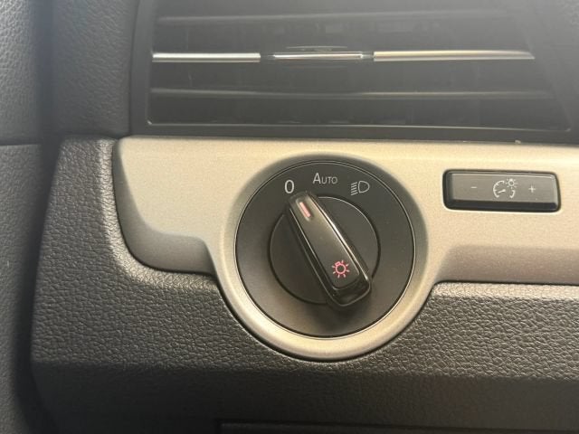 2020 Volkswagen Passat 2.0T SE