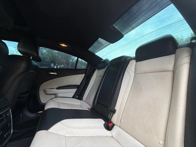 2015 Dodge Charger SXT