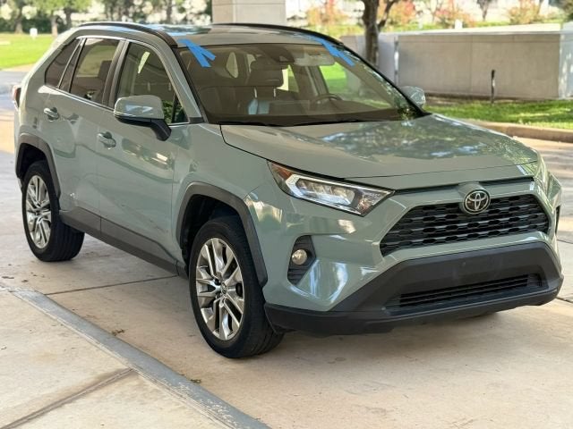 2019 Toyota RAV4 XLE Premium