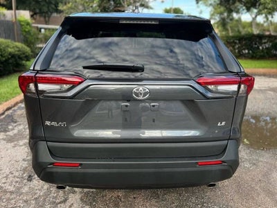 2022 Toyota RAV4 LE