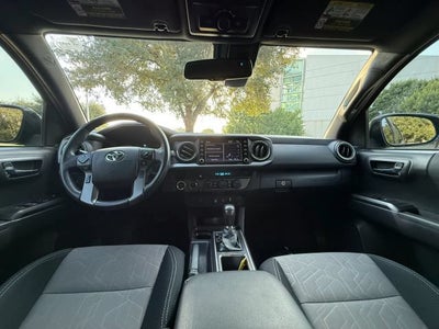 2022 Toyota Tacoma 4WD TRD Off-Road Pickup 4D 5 ft