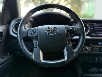 2022 Toyota Tacoma 4WD TRD Off-Road Pickup 4D 5 ft