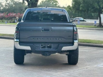 2022 Toyota Tacoma 4WD TRD Off-Road Pickup 4D 5 ft