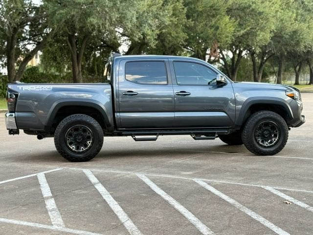 2022 Toyota Tacoma 4WD TRD Off-Road Pickup 4D 5 ft