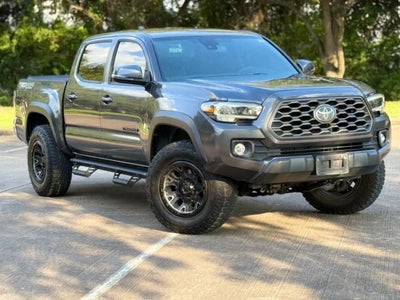 2022 Toyota Tacoma 4WD TRD Off-Road Pickup 4D 5 ft