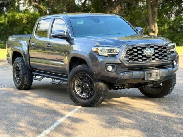 2022 Toyota Tacoma 4WD TRD Off-Road Pickup 4D 5 ft