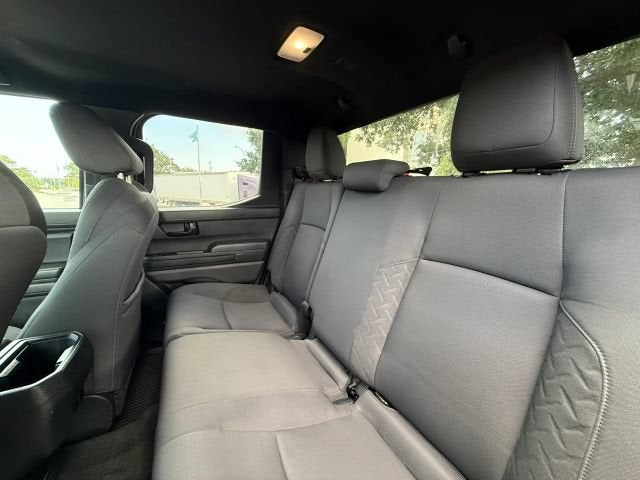 2024 Toyota Tacoma 4WD SR5 Pickup 4D 5 ft