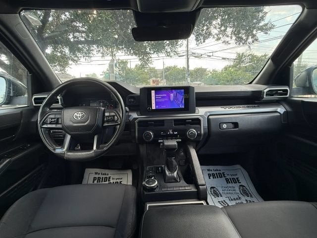 2024 Toyota Tacoma 4WD SR5 Pickup 4D 5 ft