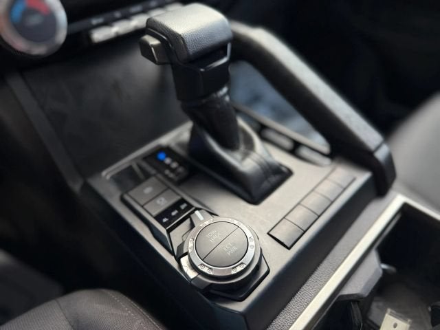 2024 Toyota Tacoma 4WD SR5 Pickup 4D 5 ft