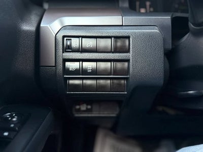 2024 Toyota Tacoma 4WD SR5 Pickup 4D 5 ft