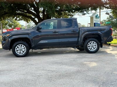 2024 Toyota Tacoma 4WD SR5 Pickup 4D 5 ft