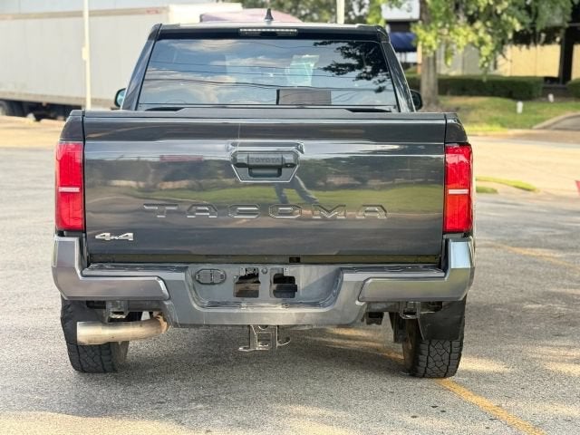 2024 Toyota Tacoma 4WD SR5 Pickup 4D 5 ft
