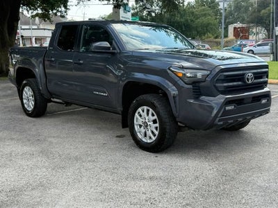 2024 Toyota Tacoma 4WD SR5 Pickup 4D 5 ft