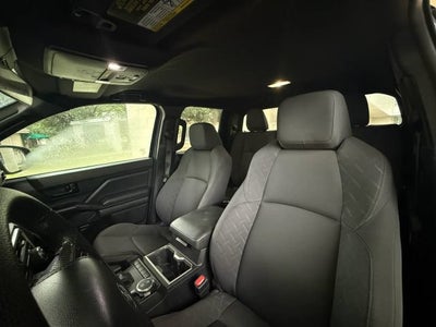 2024 Toyota Tacoma 4WD SR5 Pickup 4D 5 ft