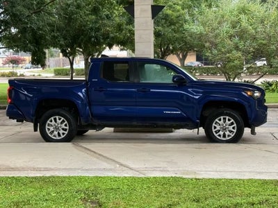 2024 Toyota Tacoma 4WD SR5 Pickup 4D 5 ft