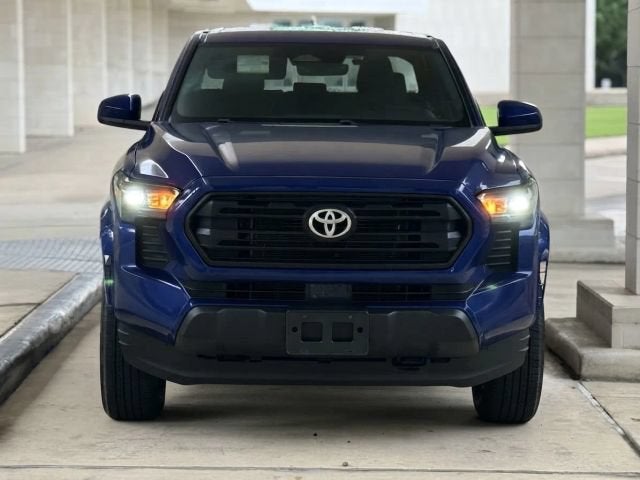 2024 Toyota Tacoma 4WD SR5 Pickup 4D 5 ft