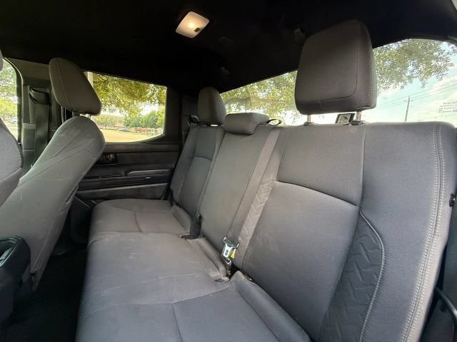 2024 Toyota Tacoma 4WD SR5 Pickup 4D 5 ft