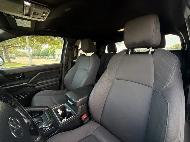 2024 Toyota Tacoma 4WD SR5 Pickup 4D 5 ft