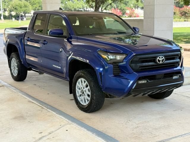2024 Toyota Tacoma 4WD SR5 Pickup 4D 5 ft