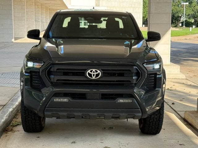 2025 Toyota Tacoma 4WD SR5 Pickup 4D 5 ft