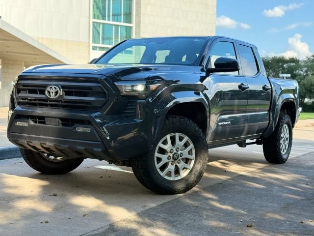 2025 Toyota Tacoma 4WD SR5 Pickup 4D 5 ft