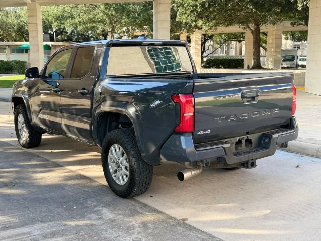 2025 Toyota Tacoma 4WD SR5 Pickup 4D 5 ft