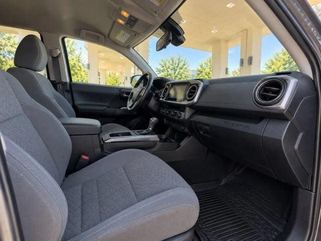 2024 Toyota Tacoma 4WD SR5 Pickup 4D 5 ft