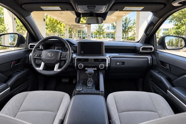 2024 Toyota Tacoma 4WD SR5 Pickup 4D 5 ft