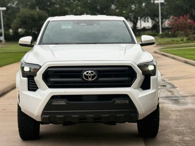 2024 Toyota Tacoma 4WD SR5 Pickup 4D 5 ft