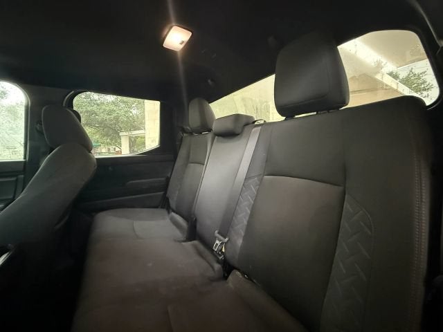 2024 Toyota Tacoma 4WD SR5 Pickup 4D 5 ft