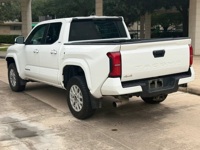 2024 Toyota Tacoma 4WD SR5 Pickup 4D 5 ft