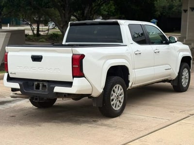 2024 Toyota Tacoma 4WD SR5 Pickup 4D 5 ft