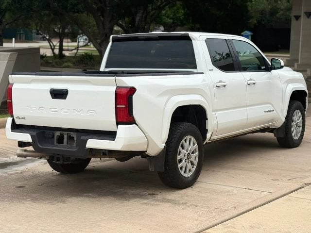 2024 Toyota Tacoma 4WD SR5 Pickup 4D 5 ft