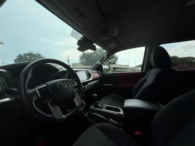 2022 Toyota Tacoma 2WD SR5 Pickup 4D 5 ft