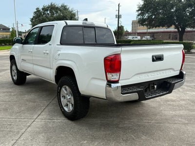 2022 Toyota Tacoma 2WD SR5 Pickup 4D 5 ft