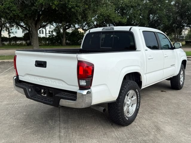 2022 Toyota Tacoma 2WD SR5 Pickup 4D 5 ft