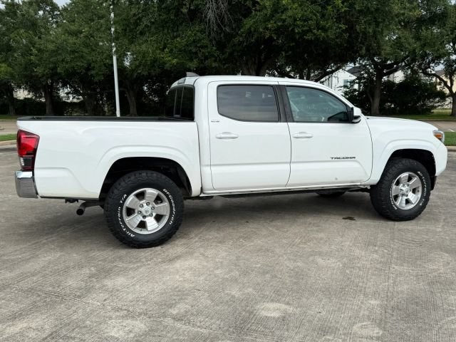 2022 Toyota Tacoma 2WD SR5 Pickup 4D 5 ft