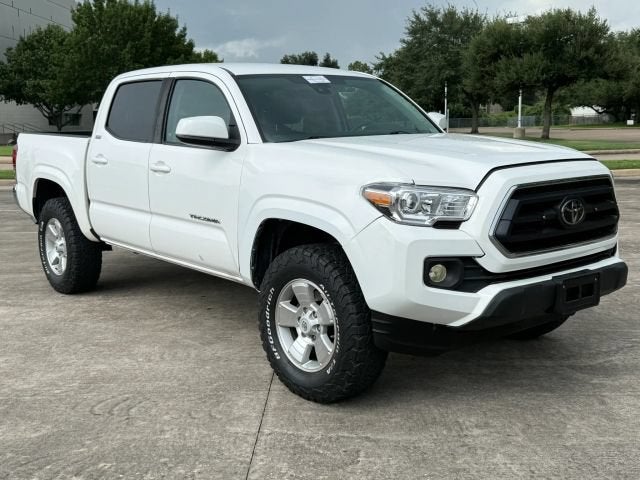 2022 Toyota Tacoma 2WD SR5 Pickup 4D 5 ft