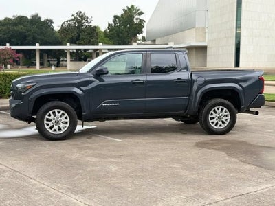2024 Toyota Tacoma 4WD SR5 Pickup 4D 5 ft