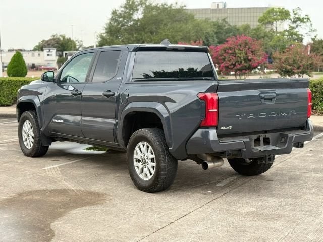 2024 Toyota Tacoma 4WD SR5 Pickup 4D 5 ft