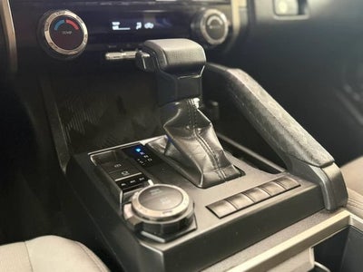 2024 Toyota Tacoma 4WD SR5 Pickup 4D 5 ft
