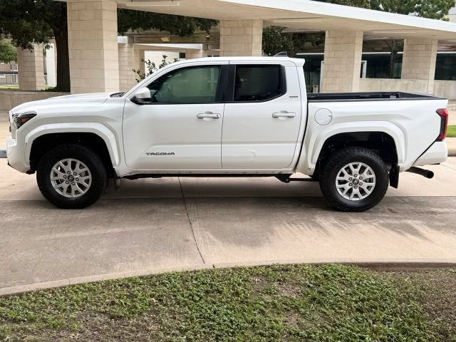 2024 Toyota Tacoma 4WD SR5 Pickup 4D 5 ft