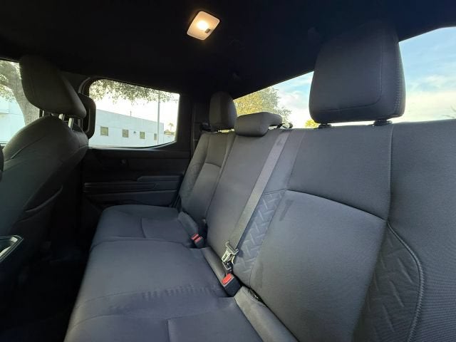 2024 Toyota Tacoma 4WD SR5 Pickup 4D 5 ft
